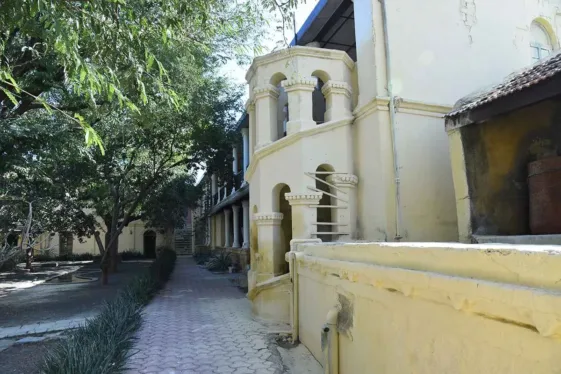 1652870083_09_8_11zonkjl